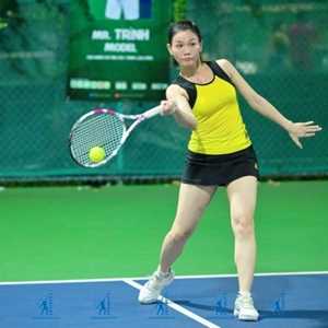 Huỳnh thị thuỷ Uyên