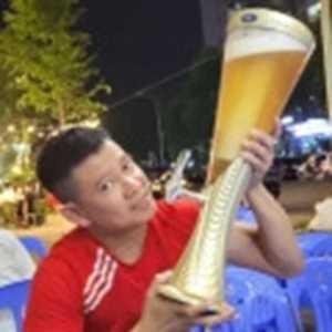 Bùi Việt Hùng