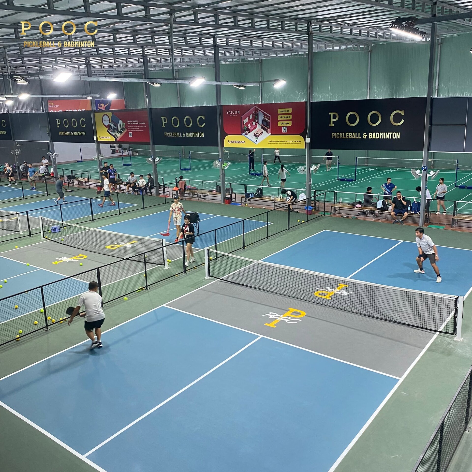PooC Pickleball & Badminton Cầu Lông